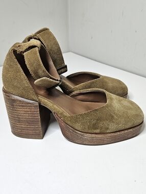 Seychelles Gleaming Pump In Cognac Tan Suede Block Heel Strap Women's 6